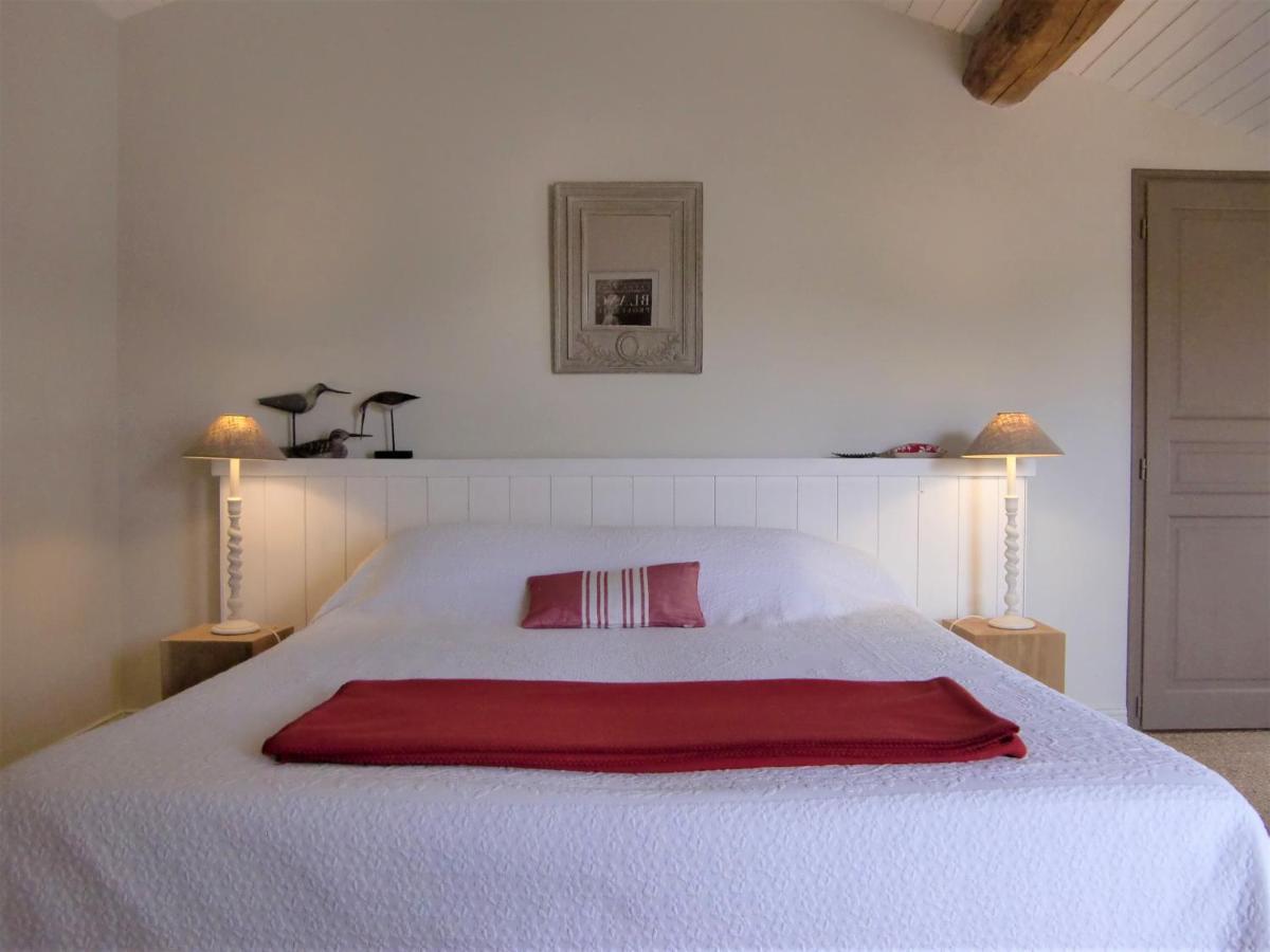Bed and Breakfast Du Côté de l'Ombrière Geay  Exterior foto